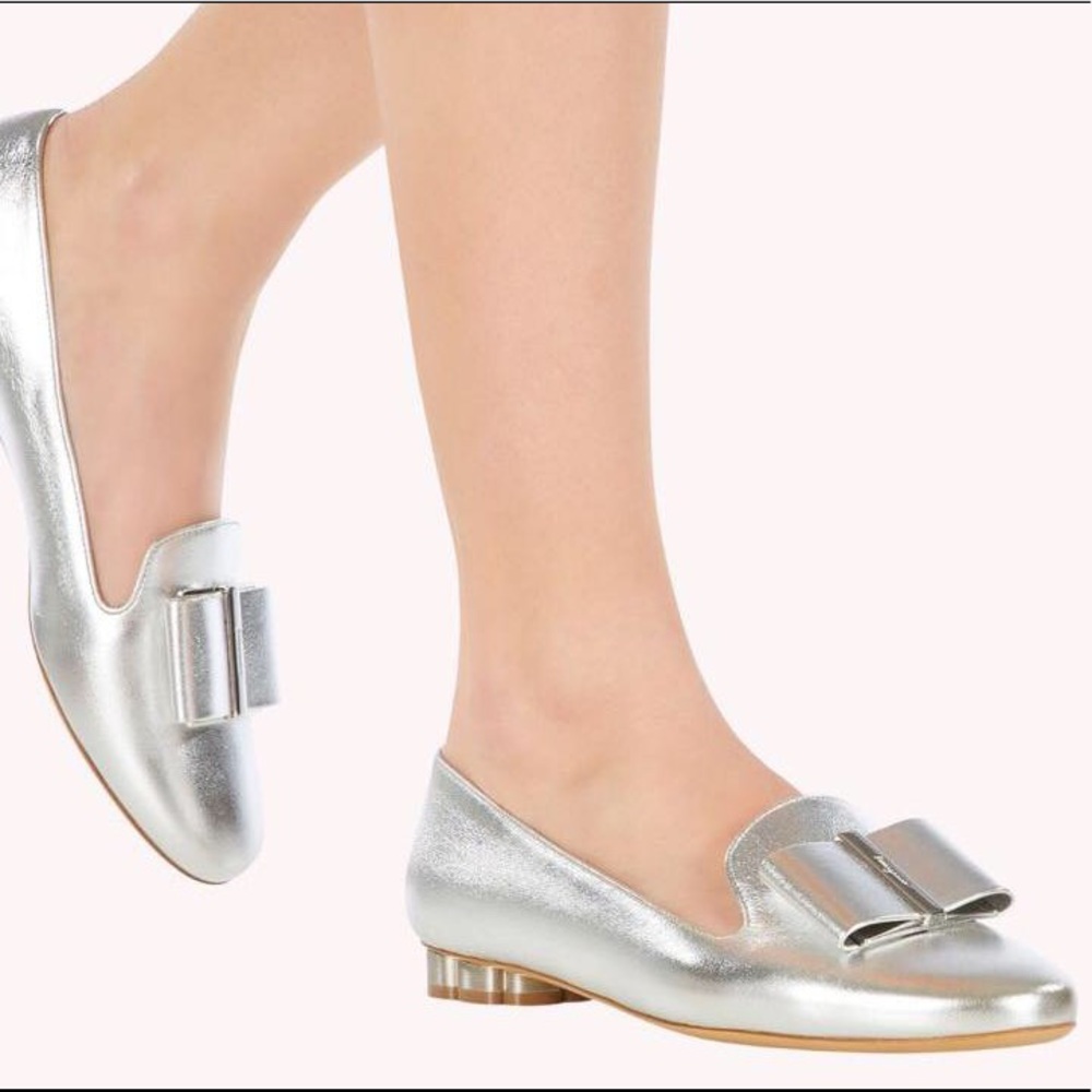 Salvatore Ferragamo Sarno Flower Heel Silver Flats